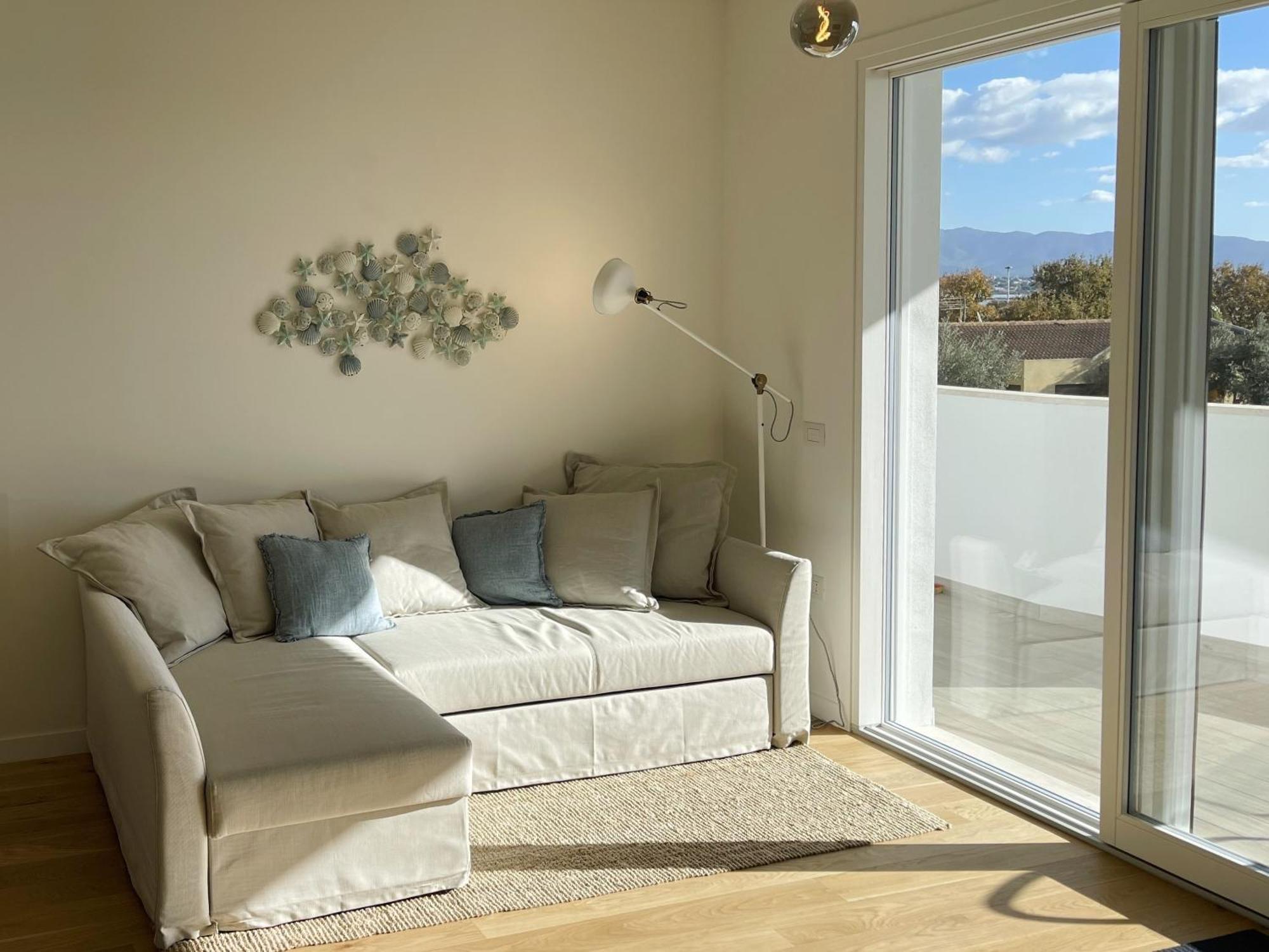 Apartamento Mari'Entu Quartu SantʼElena Exterior foto