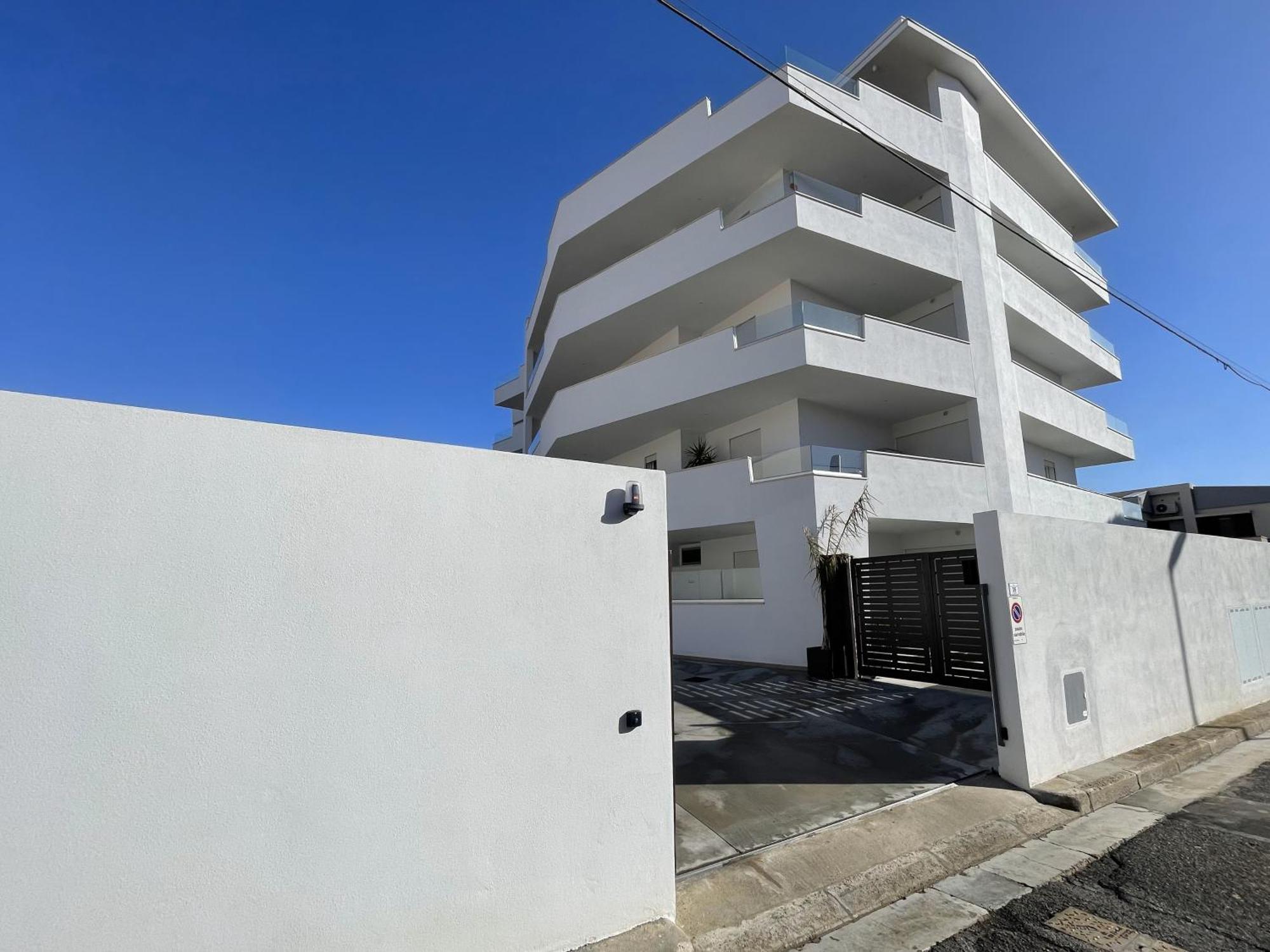Apartamento Mari'Entu Quartu SantʼElena Exterior foto